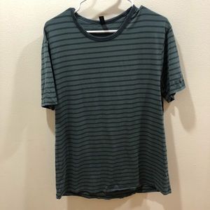 Lululemon men’s striped tee